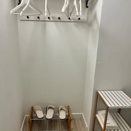 Newly Renovated Stylish & Spacious *