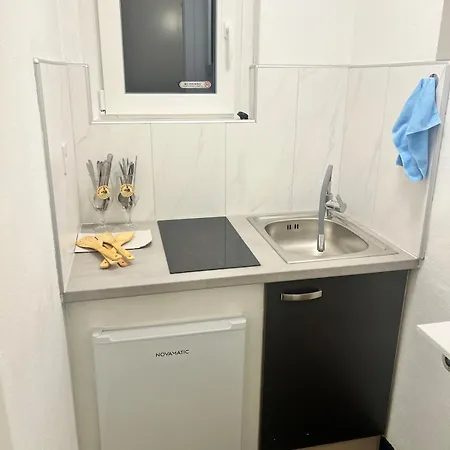 Daire Newly Renovated Stylish & Spacious *