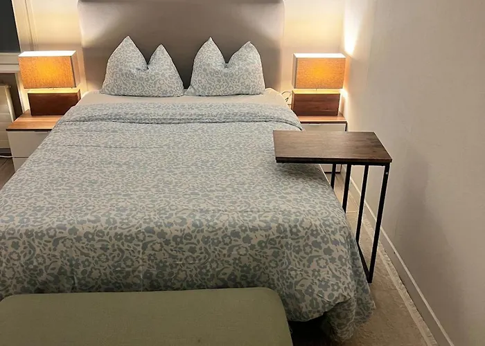 Newly Renovated Stylish & Spacious