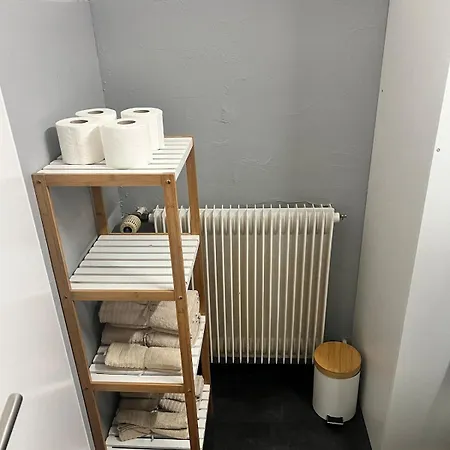 Newly Renovated Stylish & Spacious Apartmán Huttwil